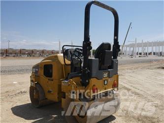 CAT CB 24 B Οδοστρωτήρες διπλού κυλίνδρου
