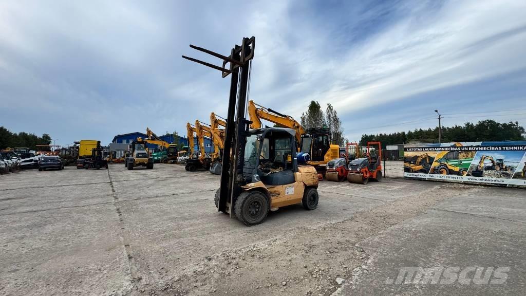 Toyota 02-7 FD 40 Περονοφόρα ανυψωτικά κλαρκ με φυσικό αέριο LPG