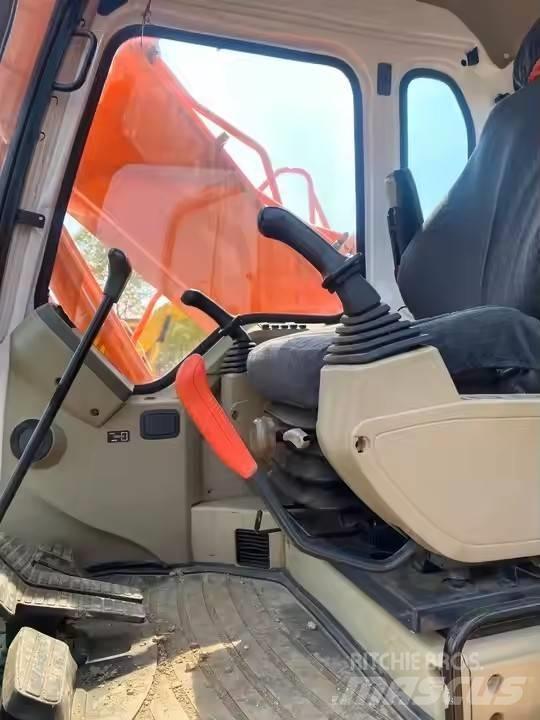 Doosan DH150 Εκσκαφείς με ερπύστριες