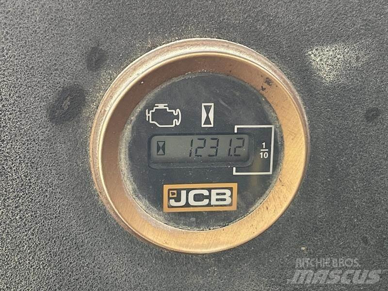 JCB 15 C - 1 Εκσκαφάκι (διαβολάκι) < 7t
