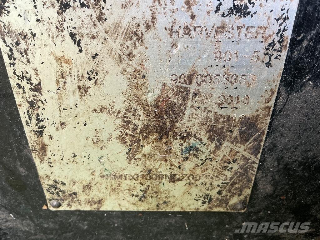 Komatsu 901.5 6W Θεριζοαλωνιστικές μηχανές
