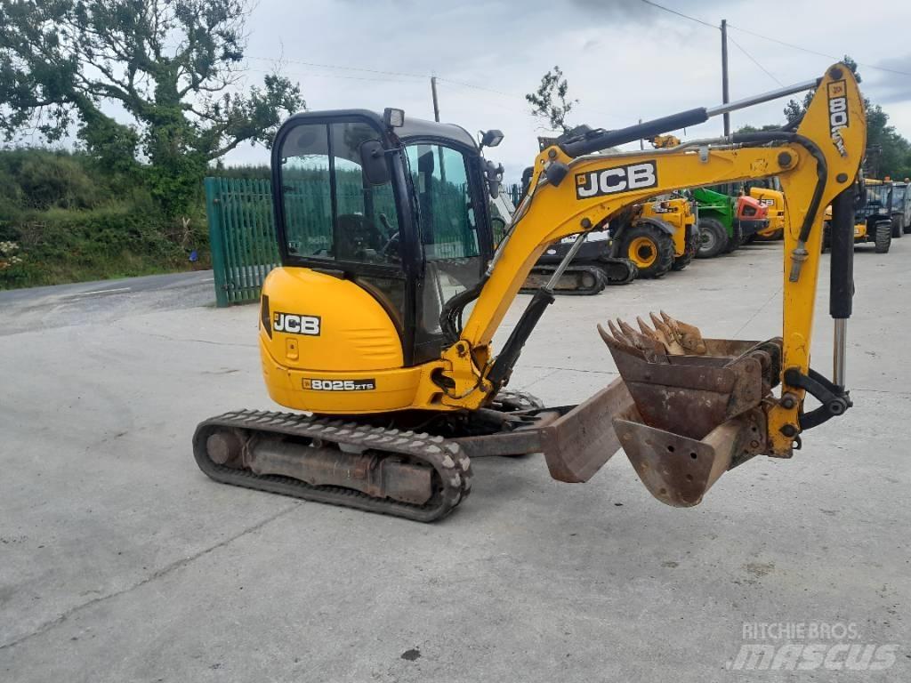JCB 8025 Εκσκαφάκι (διαβολάκι) < 7t
