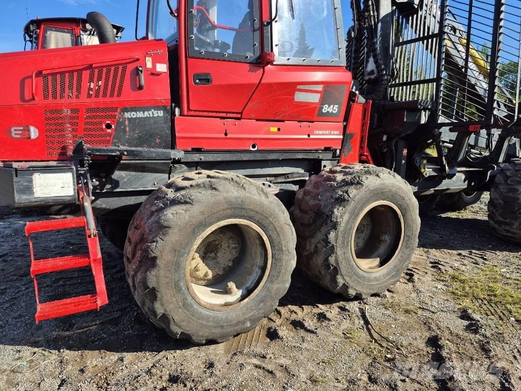 Komatsu 845 Μεταφορείς ξυλείας