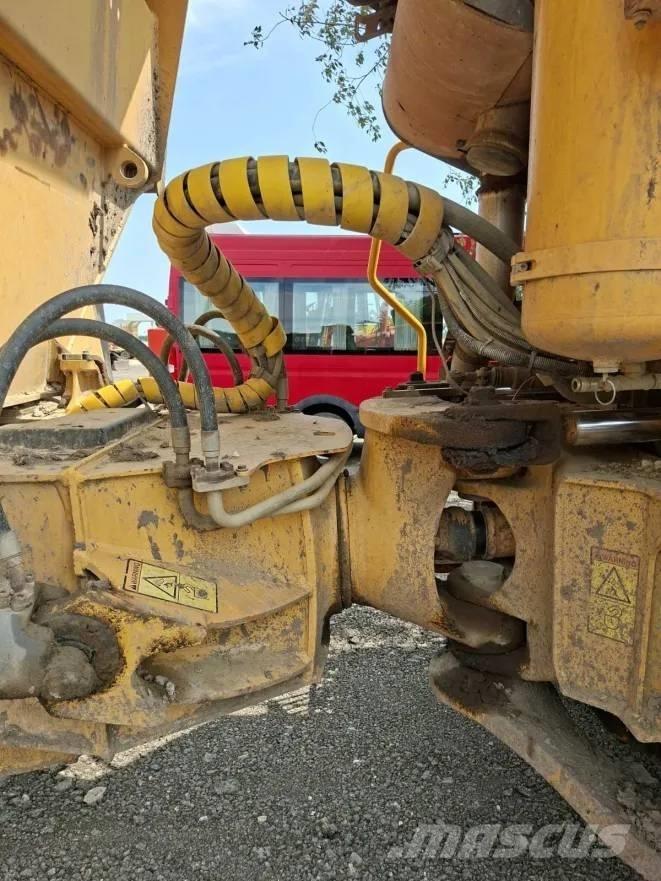 Volvo A 25 D Σπαστό Dump Truck ADT