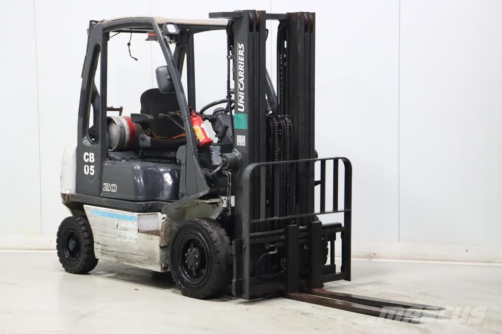 Nissan U1D2A20LQ Περονοφόρα ανυψωτικά κλαρκ με φυσικό αέριο LPG