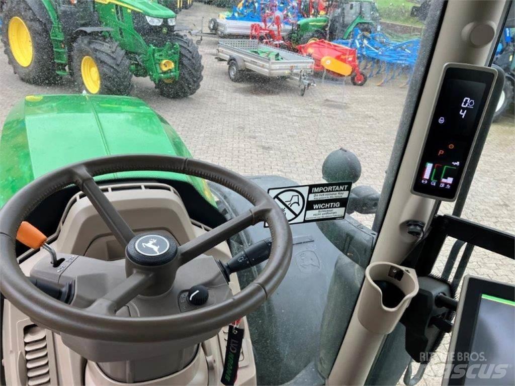John Deere 6R 215 Τρακτέρ