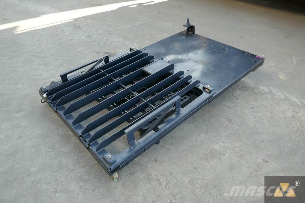 CAT 357-4102 Καμπίνες και εσωτερικό