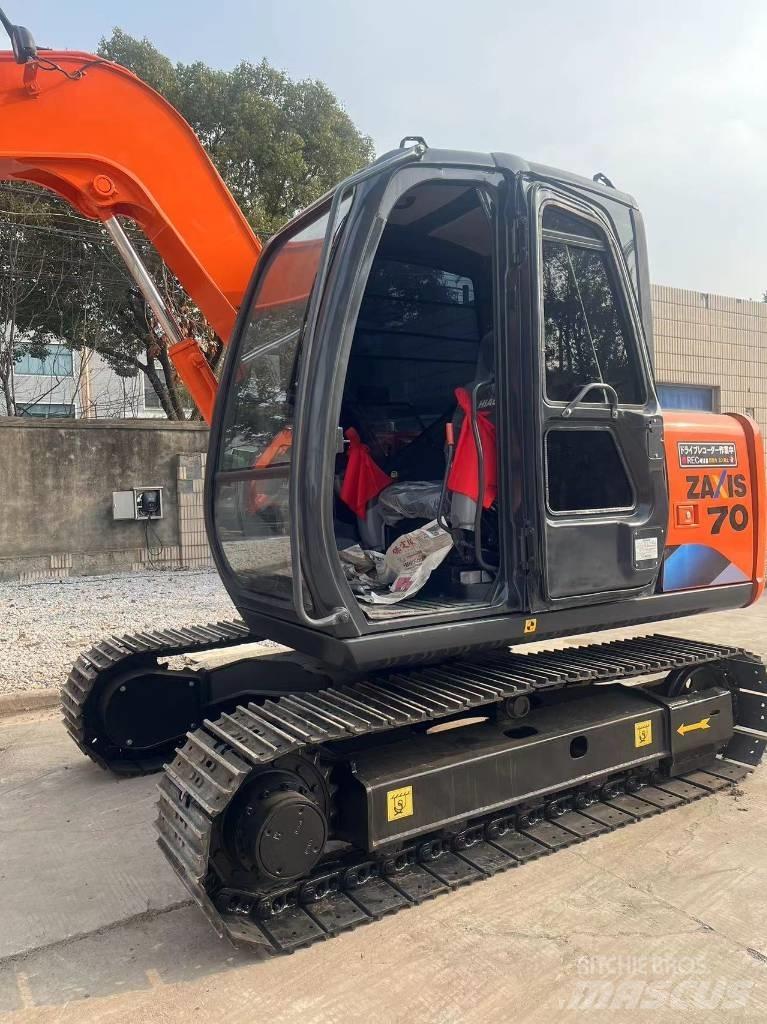Hitachi ZX70 Εκσκαφείς με ερπύστριες