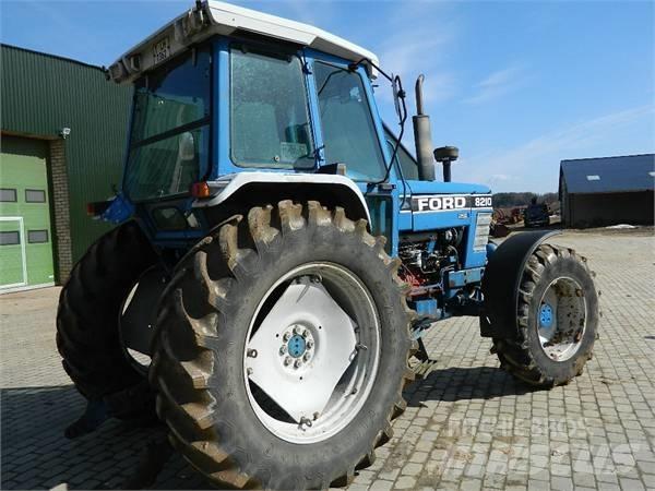 Ford 8210 Τρακτέρ