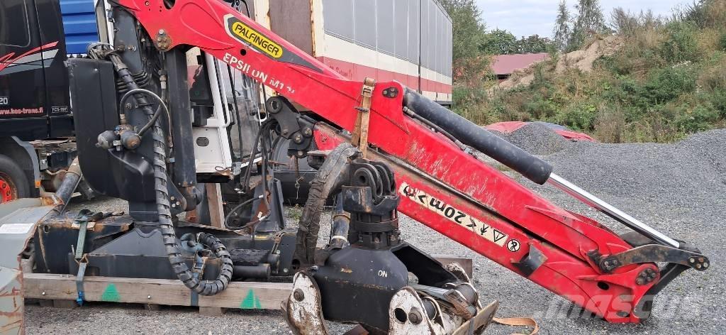 Epsilon M12ZT Γερανοί ξυλείας