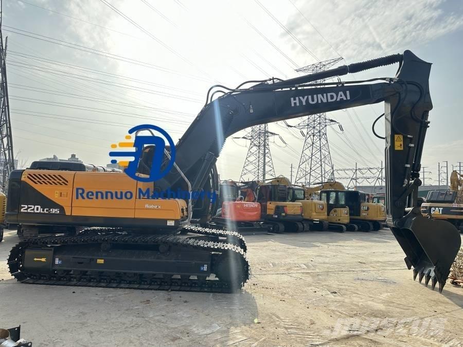 Hyundai R220LC-9S Εκσκαφείς με ερπύστριες