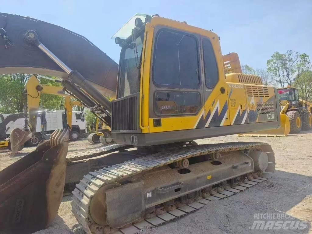 Volvo EC 210 Εκσκαφείς με ερπύστριες