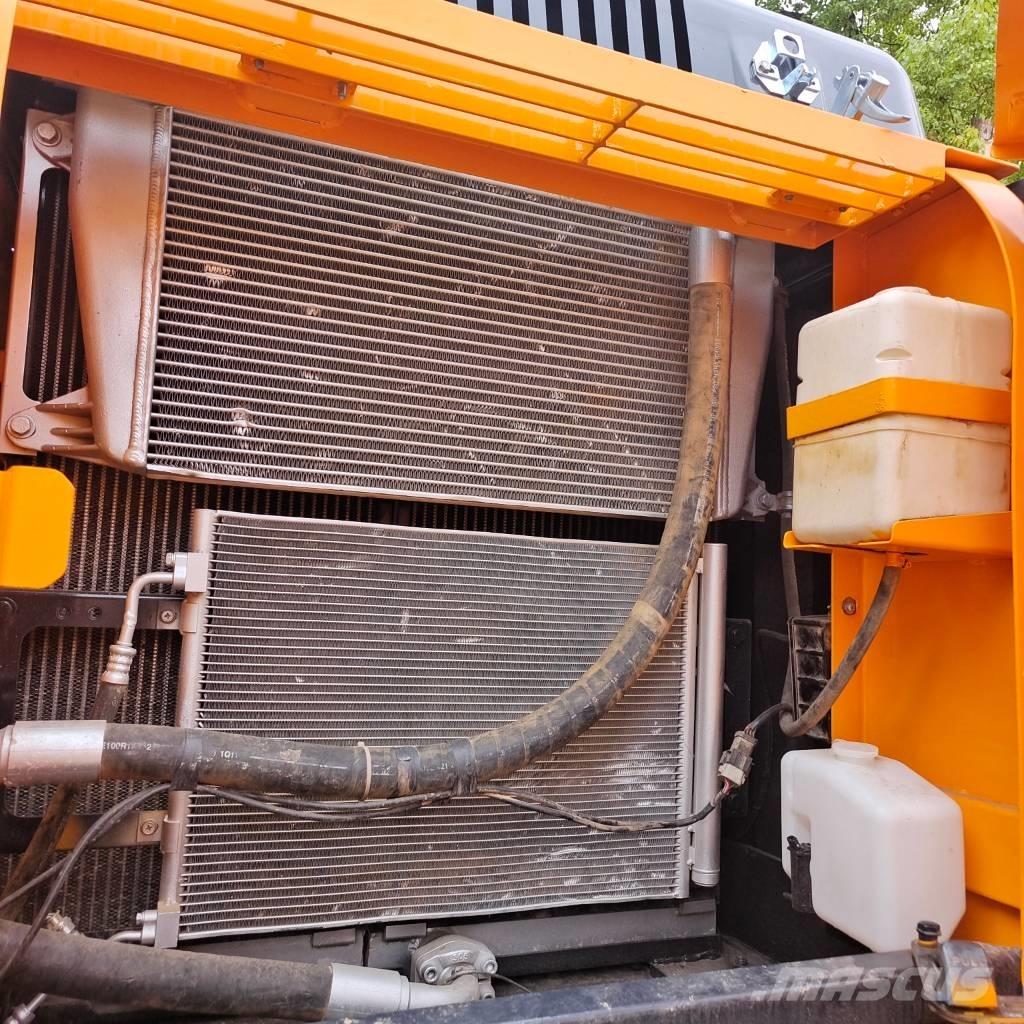 Hyundai 220LC-9S Εκσκαφείς με ερπύστριες