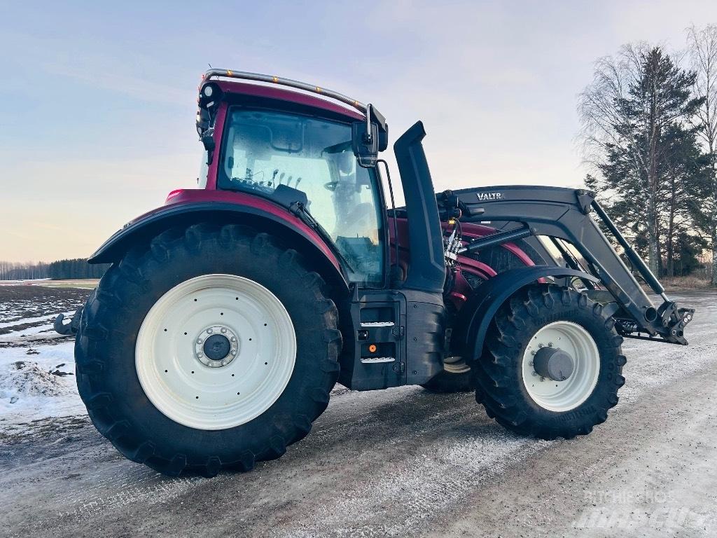 Valtra T 215 Active Τρακτέρ
