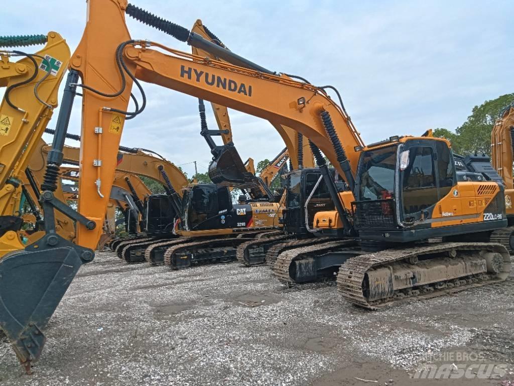 Hyundai R220-9S Εκσκαφείς με ερπύστριες