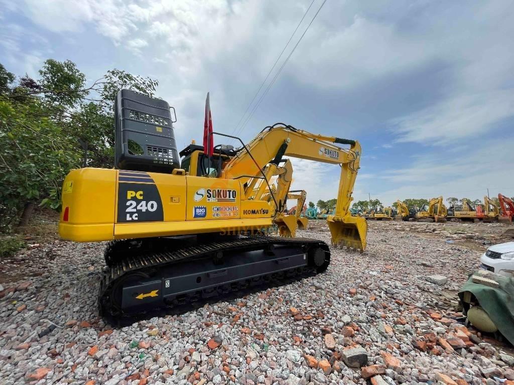 Komatsu PC 240-8 Εκσκαφείς με ερπύστριες