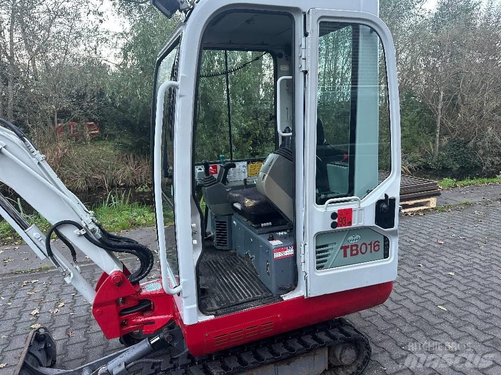 Takeuchi TB 016 Εκσκαφάκι (διαβολάκι) < 7t