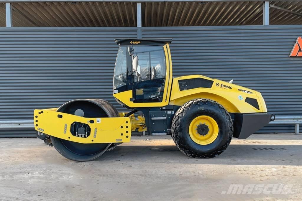Bomag BW 213 D-5 Οδοστρωτήρες μονού κυλίνδρου