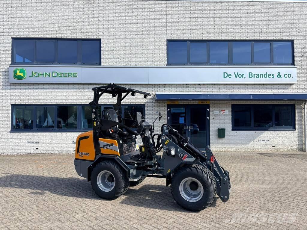 Giant G2500HD Xtra Μίνι φορτωτές