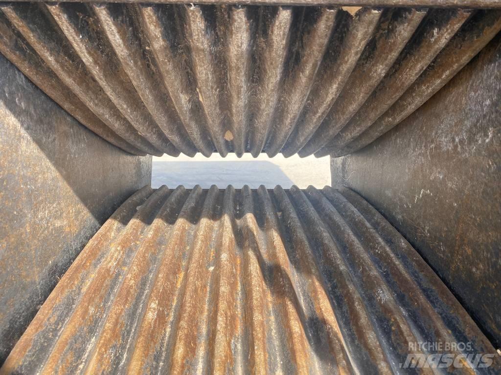 MB Crusher BF60.1 S4 Λοιπά προσαρτούμενα εξαρτήματα και κατασκευαστικά στοιχεία