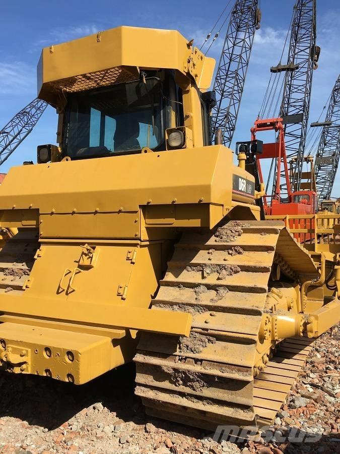 CAT D6R Μπουλντόζες με ερπύστριες