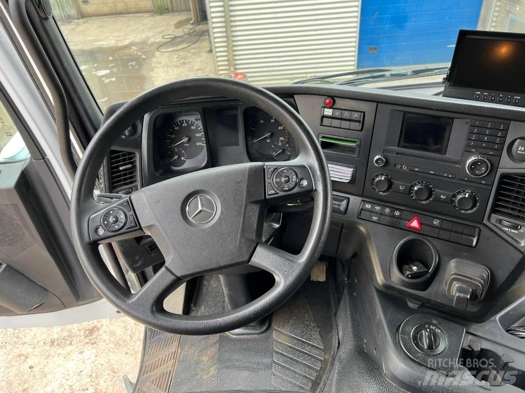 Mercedes-Benz 3246 Φορτηγά με Γερανό