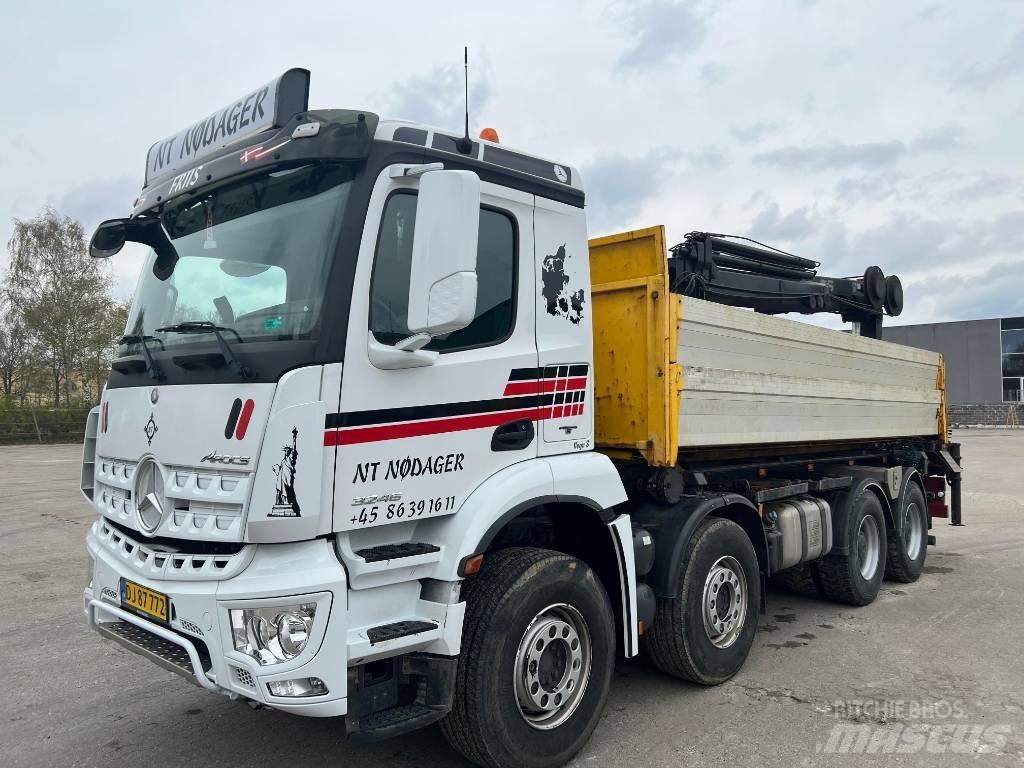 Mercedes-Benz 3246 Φορτηγά με Γερανό