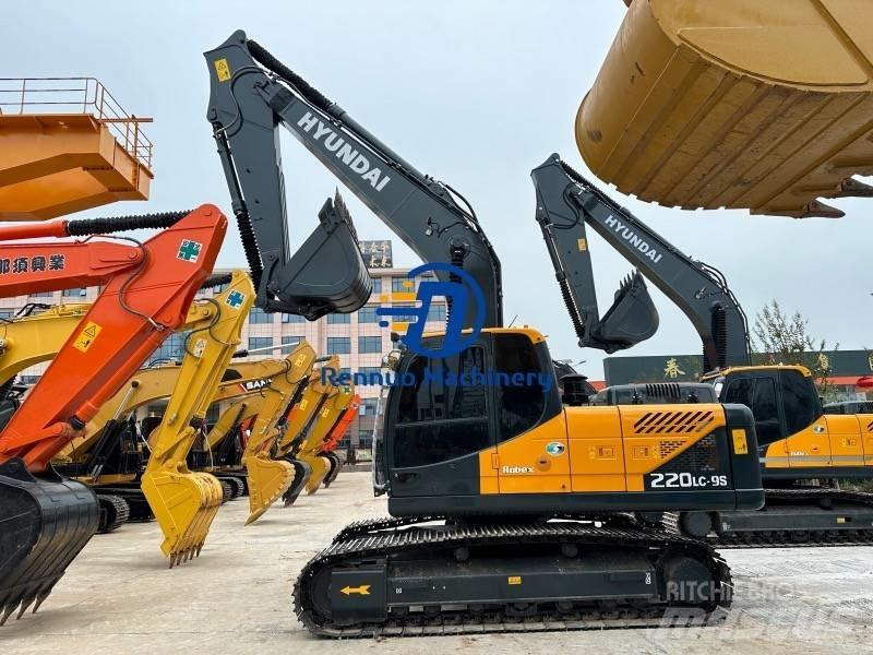 Hyundai R220LC-9S Εκσκαφείς με ερπύστριες