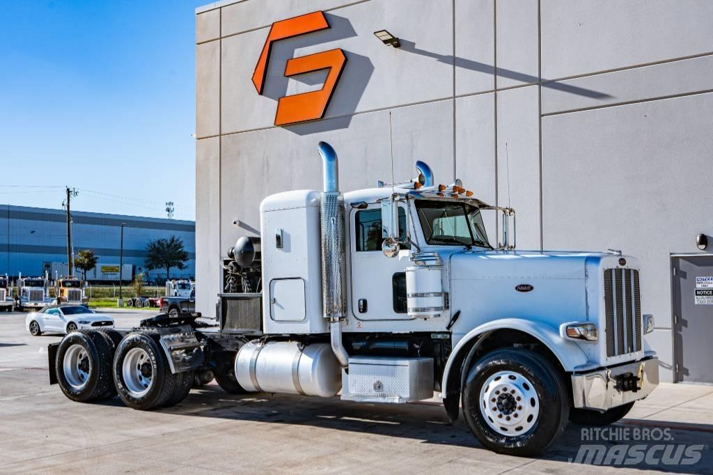 Peterbilt 388 Τράκτορες