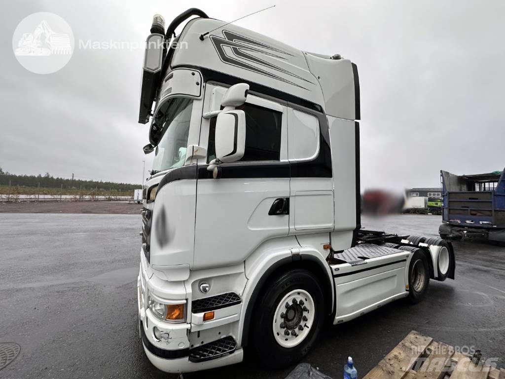 Scania R 560 LA Τράκτορες
