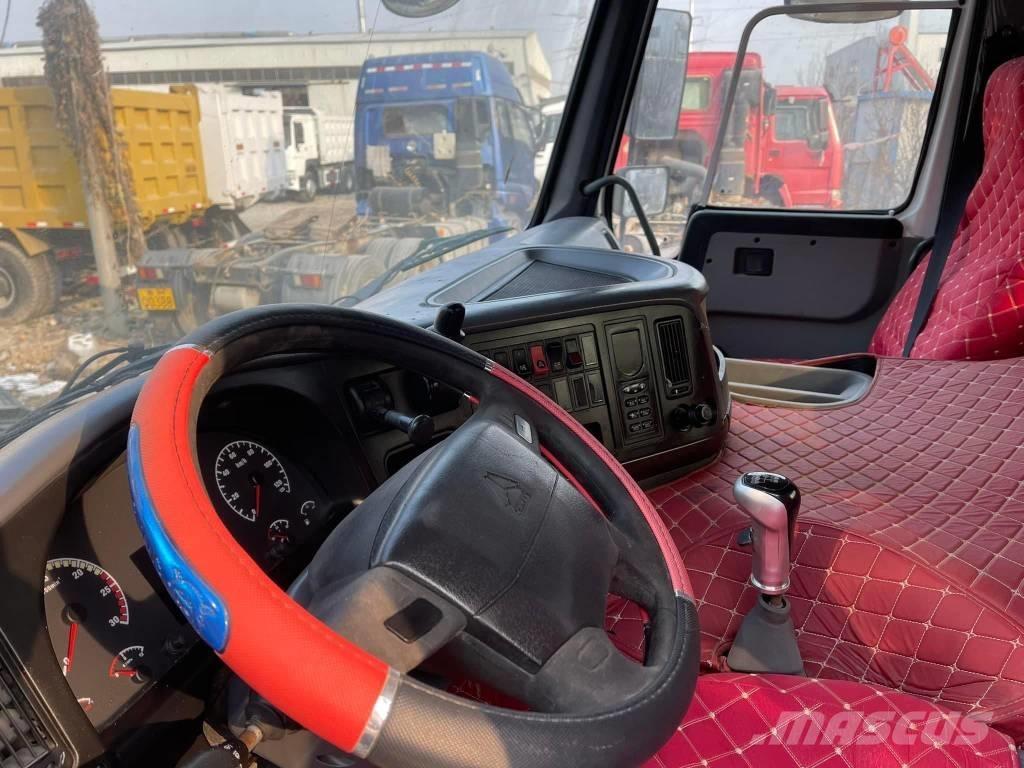 Howo tractor 371 Τράκτορες