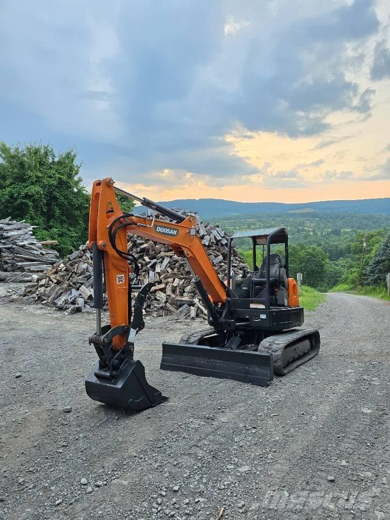 Doosan DX 50 Z Εκσκαφείς με ερπύστριες