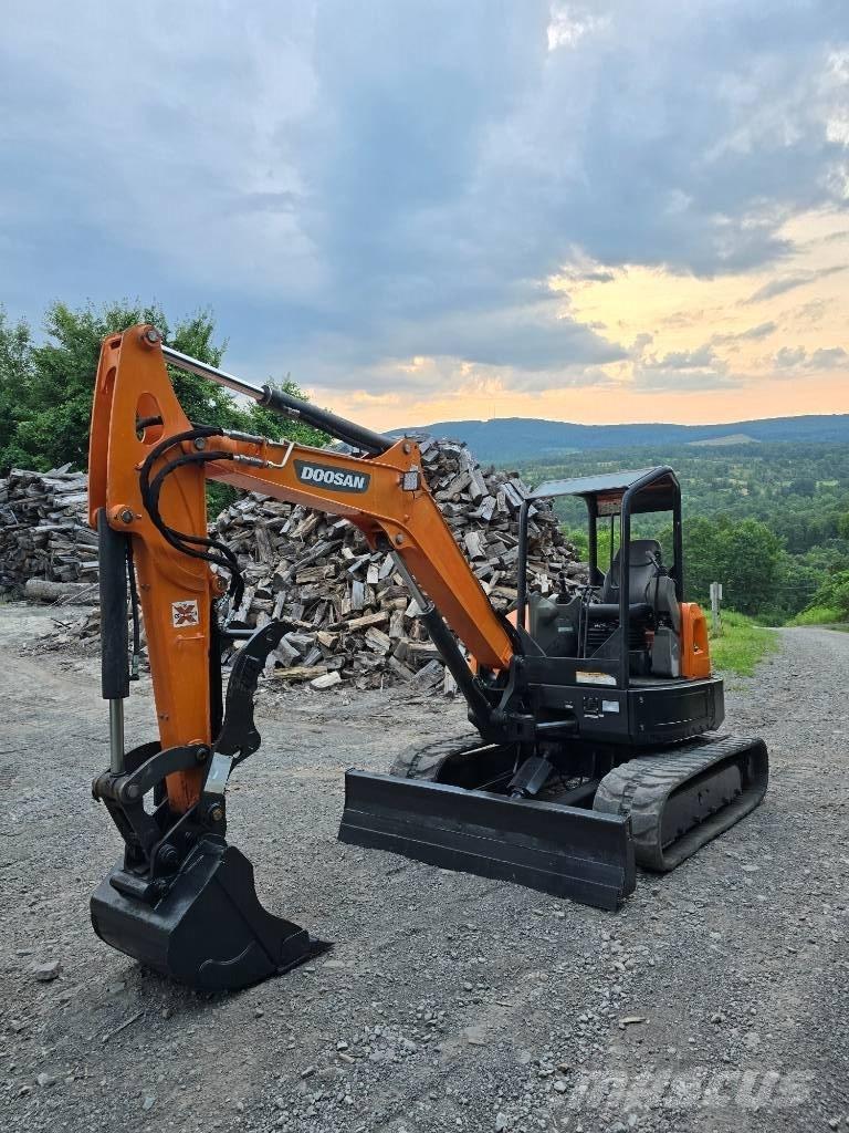 Doosan DX 50 Z Εκσκαφείς με ερπύστριες