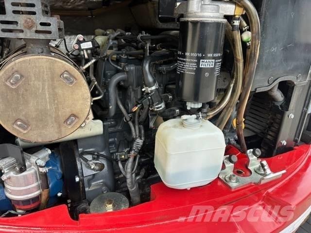 Takeuchi TB 257 FR Εκσκαφάκι (διαβολάκι) < 7t