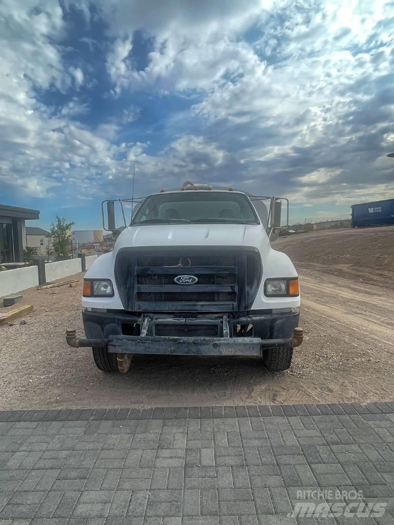 Ford F 750 XLT Βυτία νερού