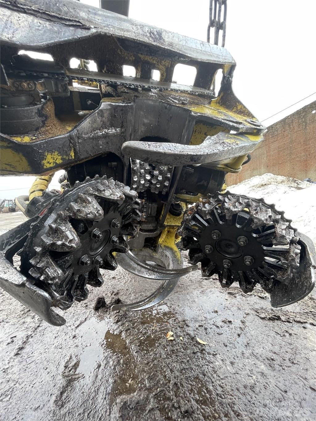 John Deere 1070G Θεριζοαλωνιστικές μηχανές