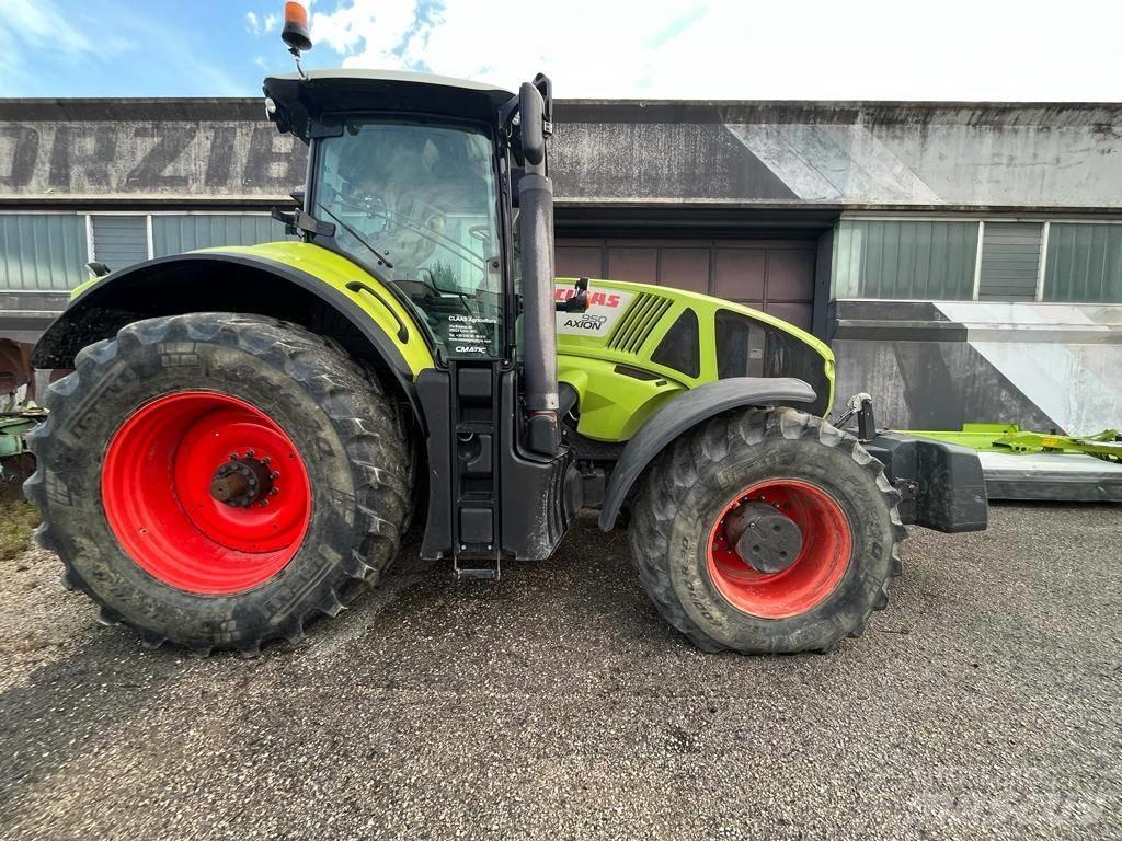 CLAAS Axion 810 Τρακτέρ