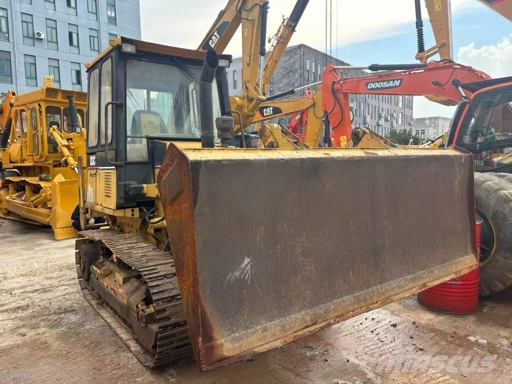 CAT D3C Μπουλντόζες με ερπύστριες