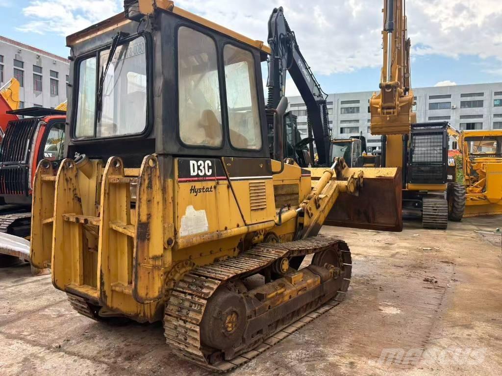 CAT D3C Μπουλντόζες με ερπύστριες