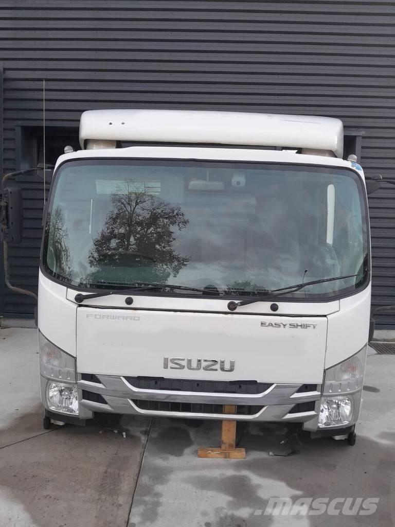 Isuzu N75 Καμπίνες και εσωτερικό