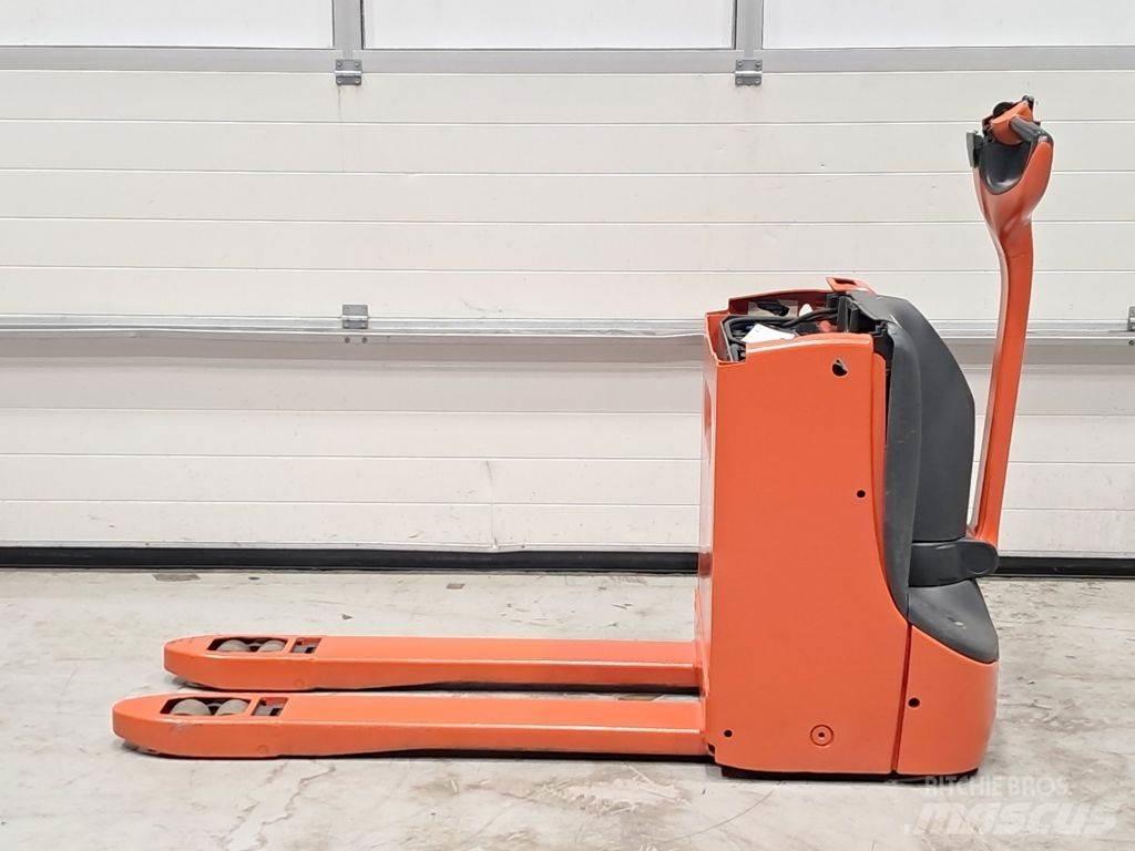 Linde T16 Χειροκίνητο περονοφόρο ανυψωτικό