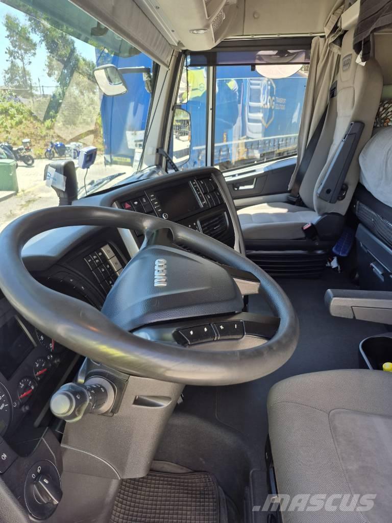 Iveco Stralis 460 Τράκτορες