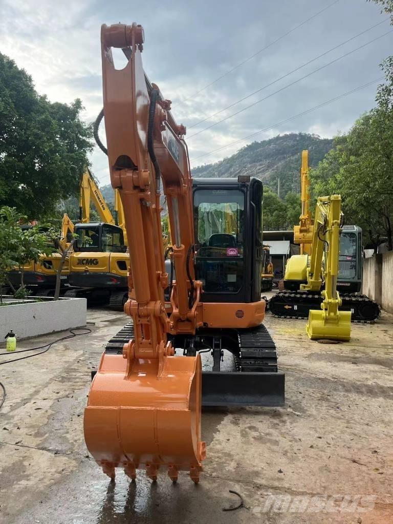 CASE CX 55 B Εκσκαφείς με ερπύστριες