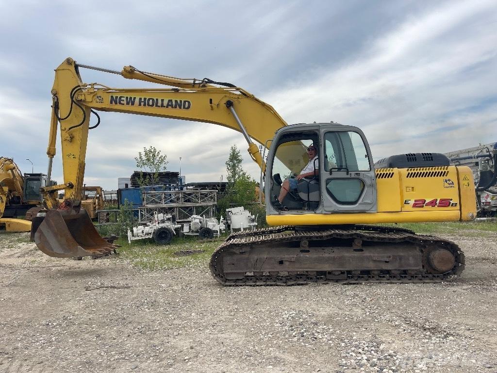 New Holland 245B Εκσκαφείς με ερπύστριες