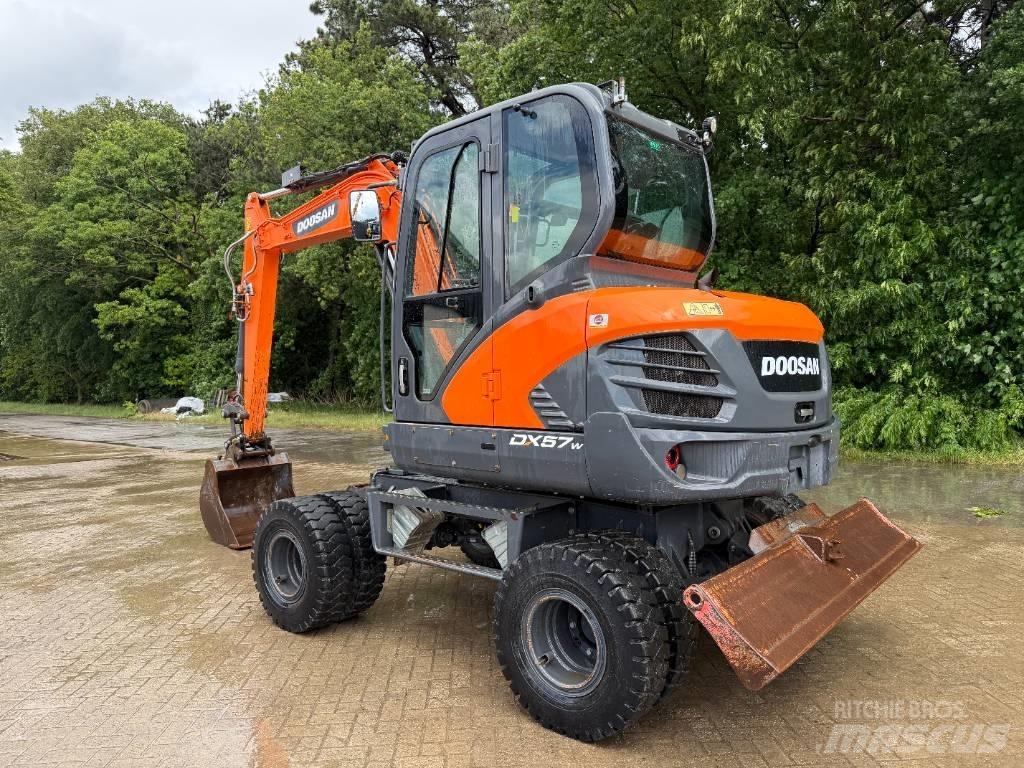Doosan DX 57 W Εκσκαφείς με τροχούς - λάστιχα