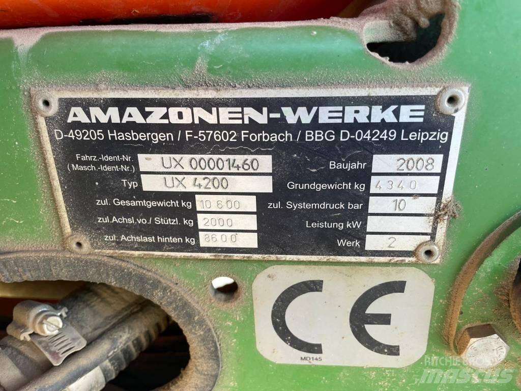 Amazone UX 4200 Ρυμουλκούμενα ψεκαστικά