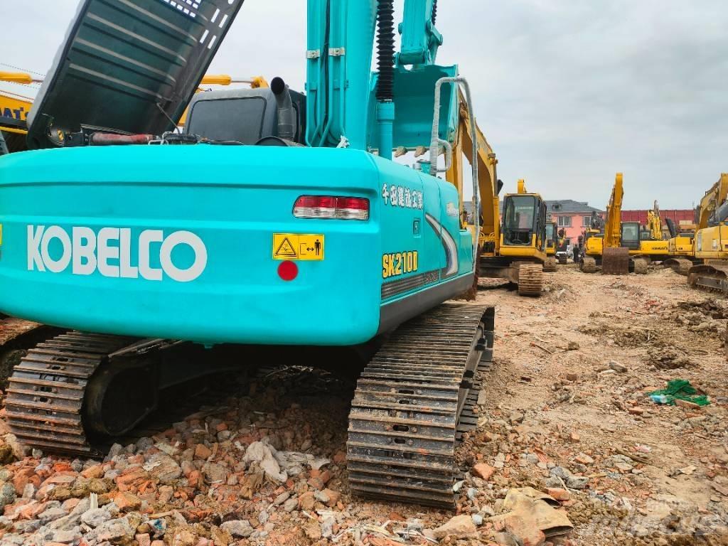 Kobelco SK 210 D Εκσκαφείς με ερπύστριες
