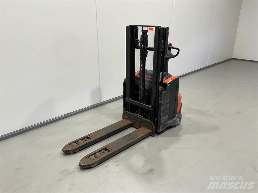 Toyota SWE200D Ηλεκτρικά παλετοφόρα με ιστό