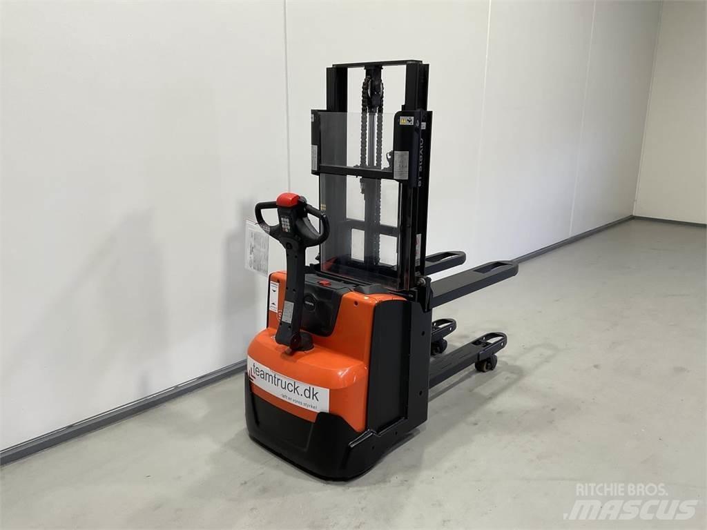 Toyota SWE200D Ηλεκτρικά παλετοφόρα με ιστό