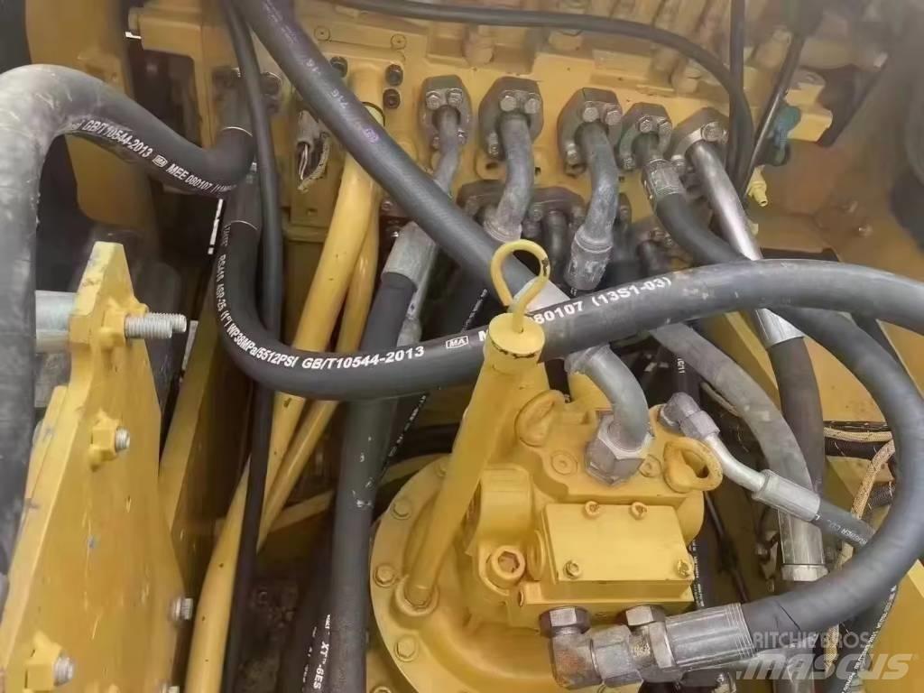 CAT 320 D Εκσκαφείς με ερπύστριες